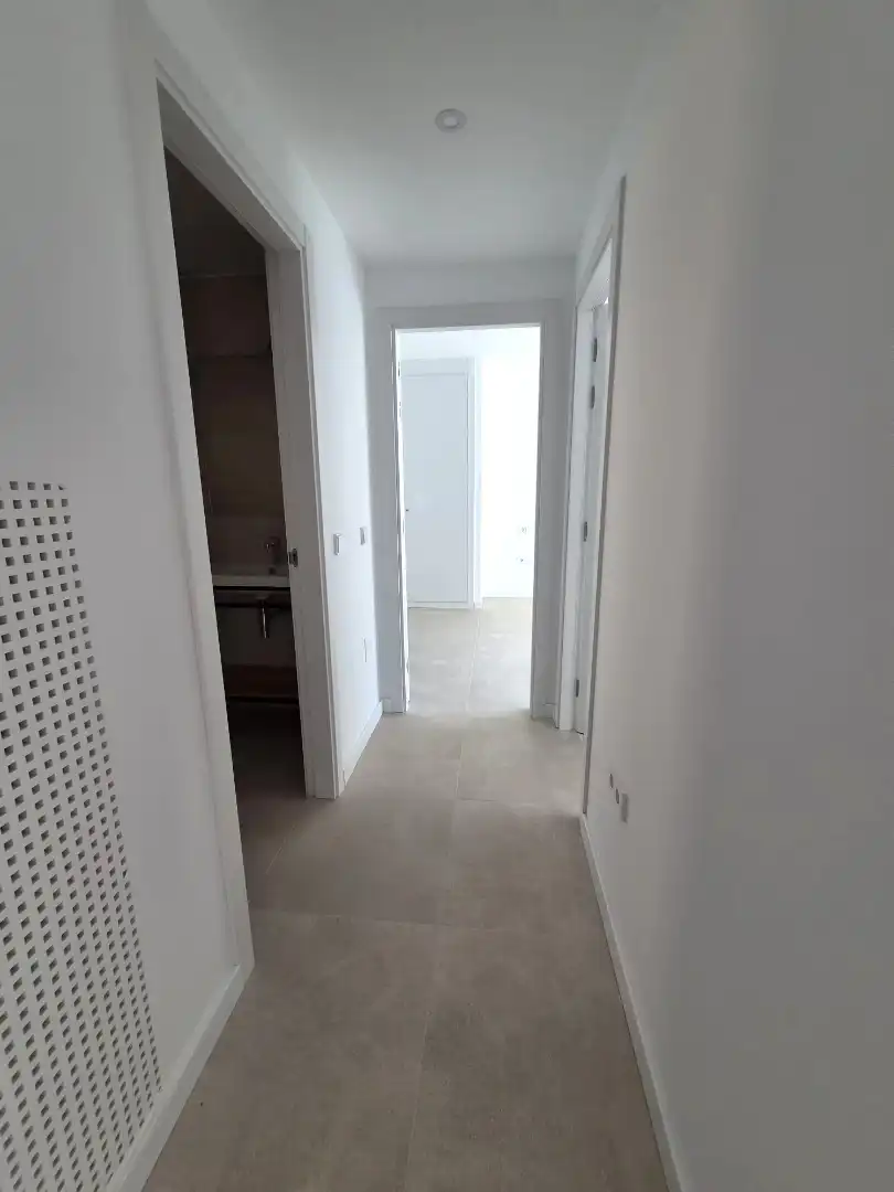 Piso de obra nueva con piscina en venta en Calle Colón 6, imagen 20