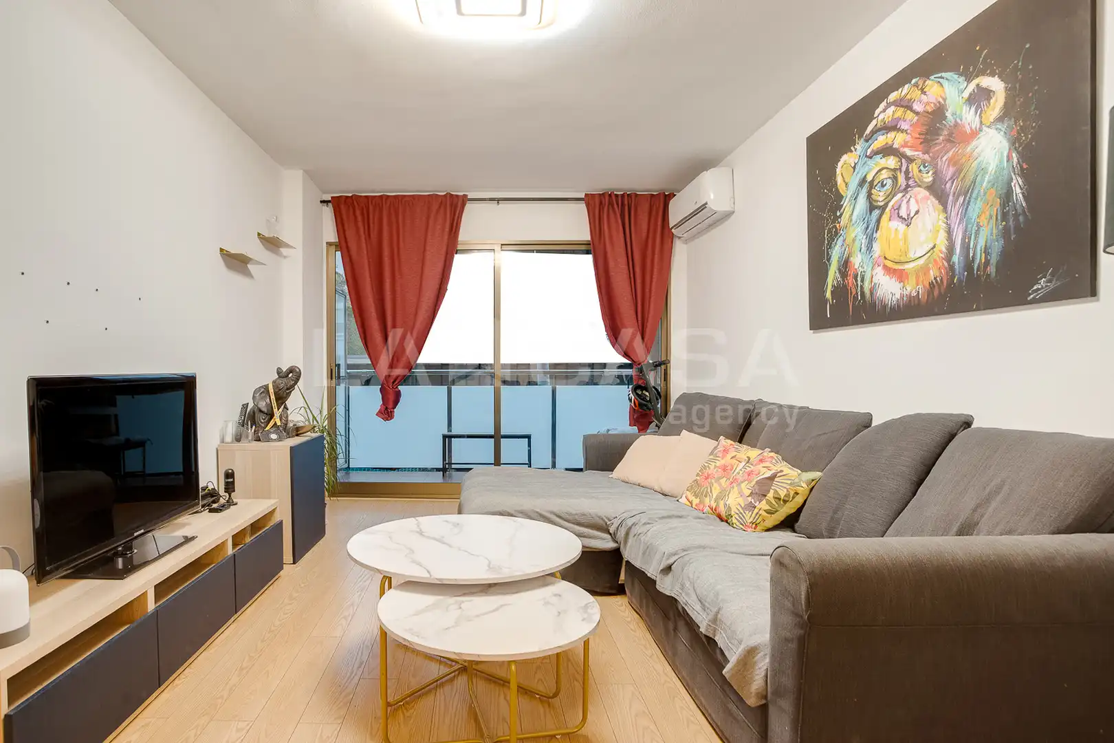 Piso con terraza en venta en Sant Martí, imagen 2