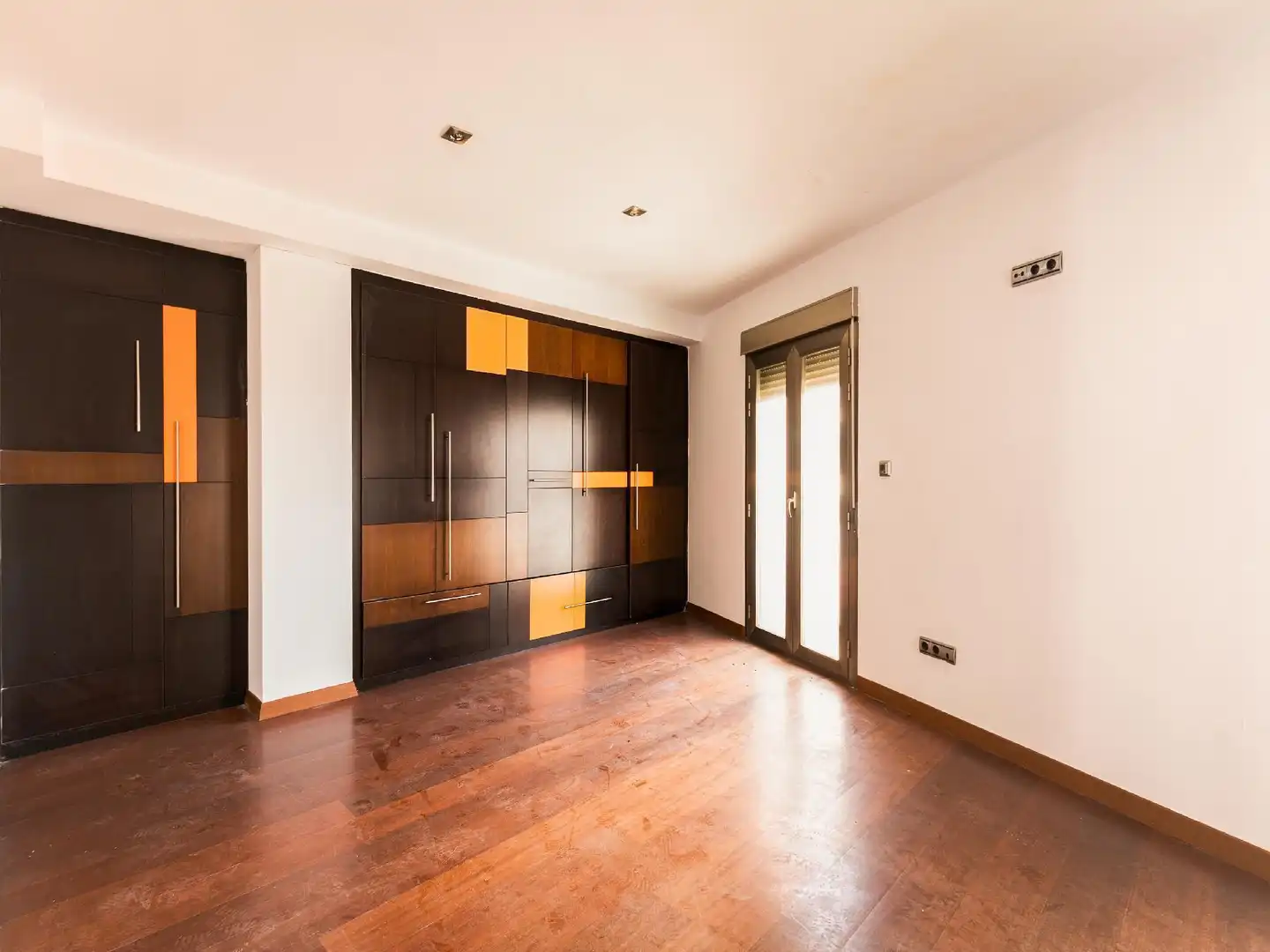 Habitación de Dúplex en venta en Villanueva de la Serena con Aire acondicionado, Parquet y Terraza