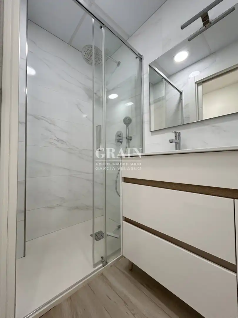 Piso con terraza en venta en Ensanche - Franciscanos, imagen 12