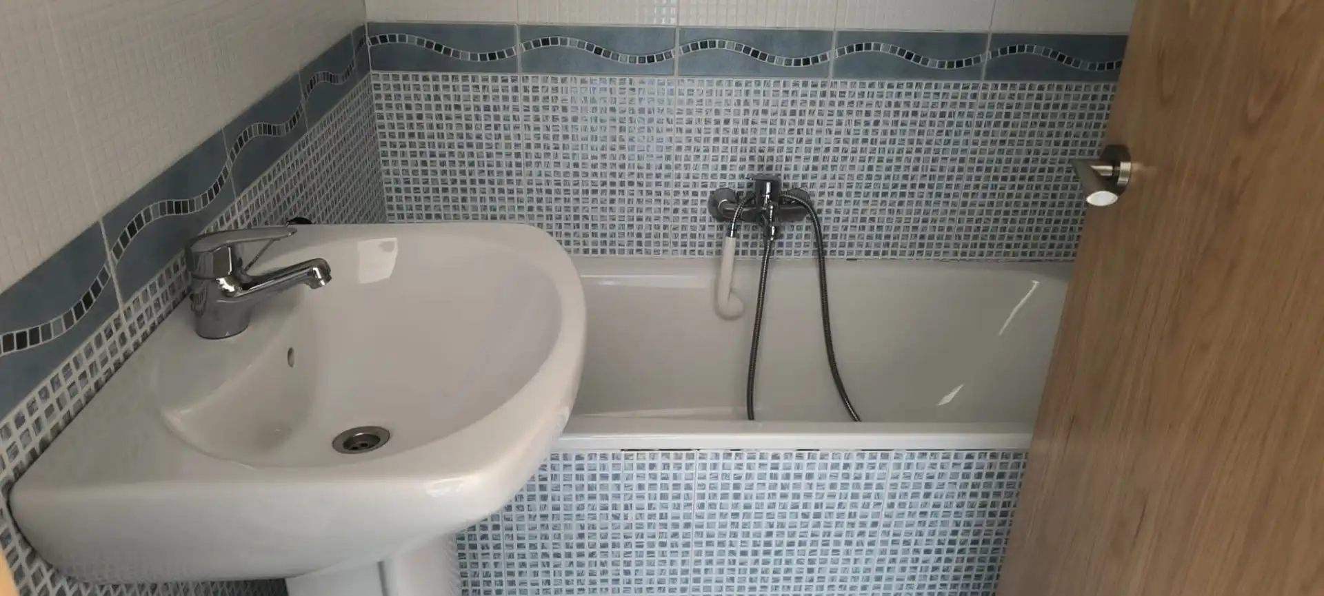 Baño de Apartamento en venta en Alberite con Calefacción, Terraza y Trastero