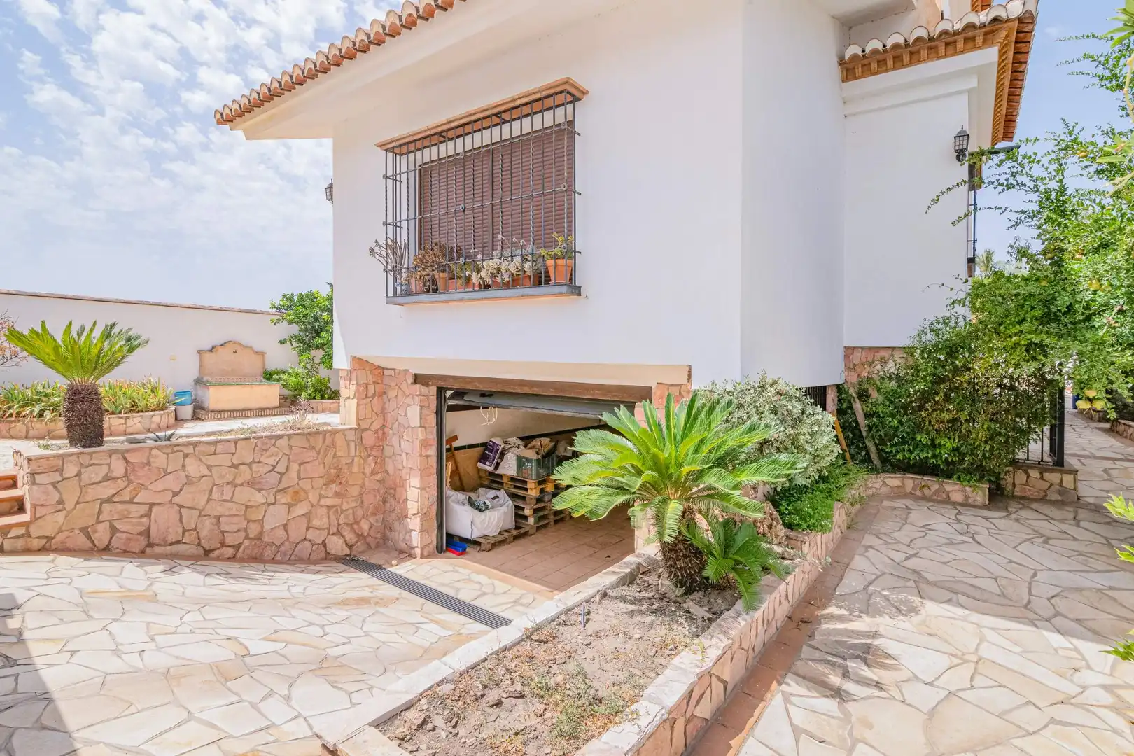 Vista exterior de Casa o chalet en venta en Alhendín con Calefacción, Jardín privado y Trastero