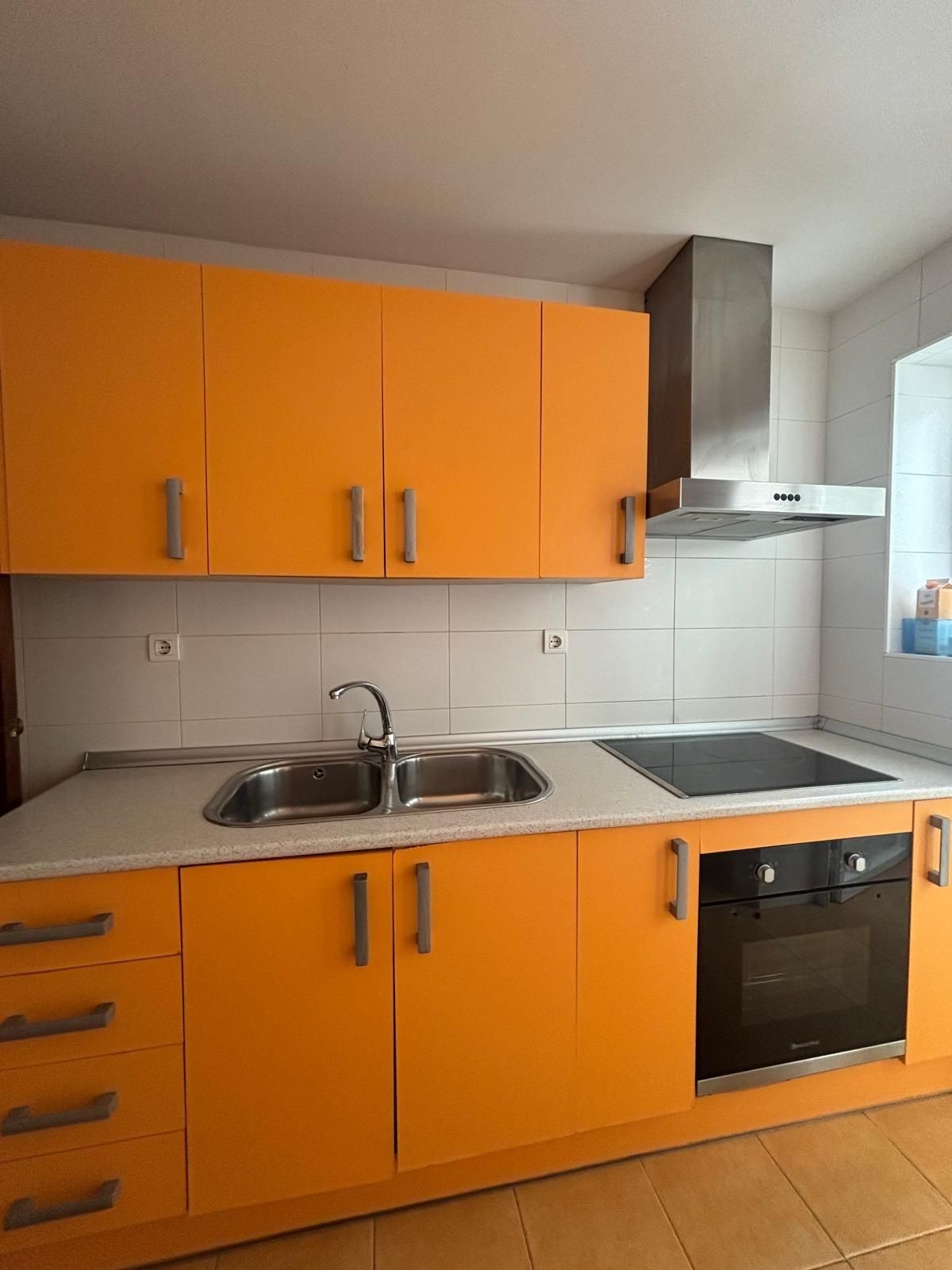 Kitchen of Flat to rent in  Granada Capital  with Terrace