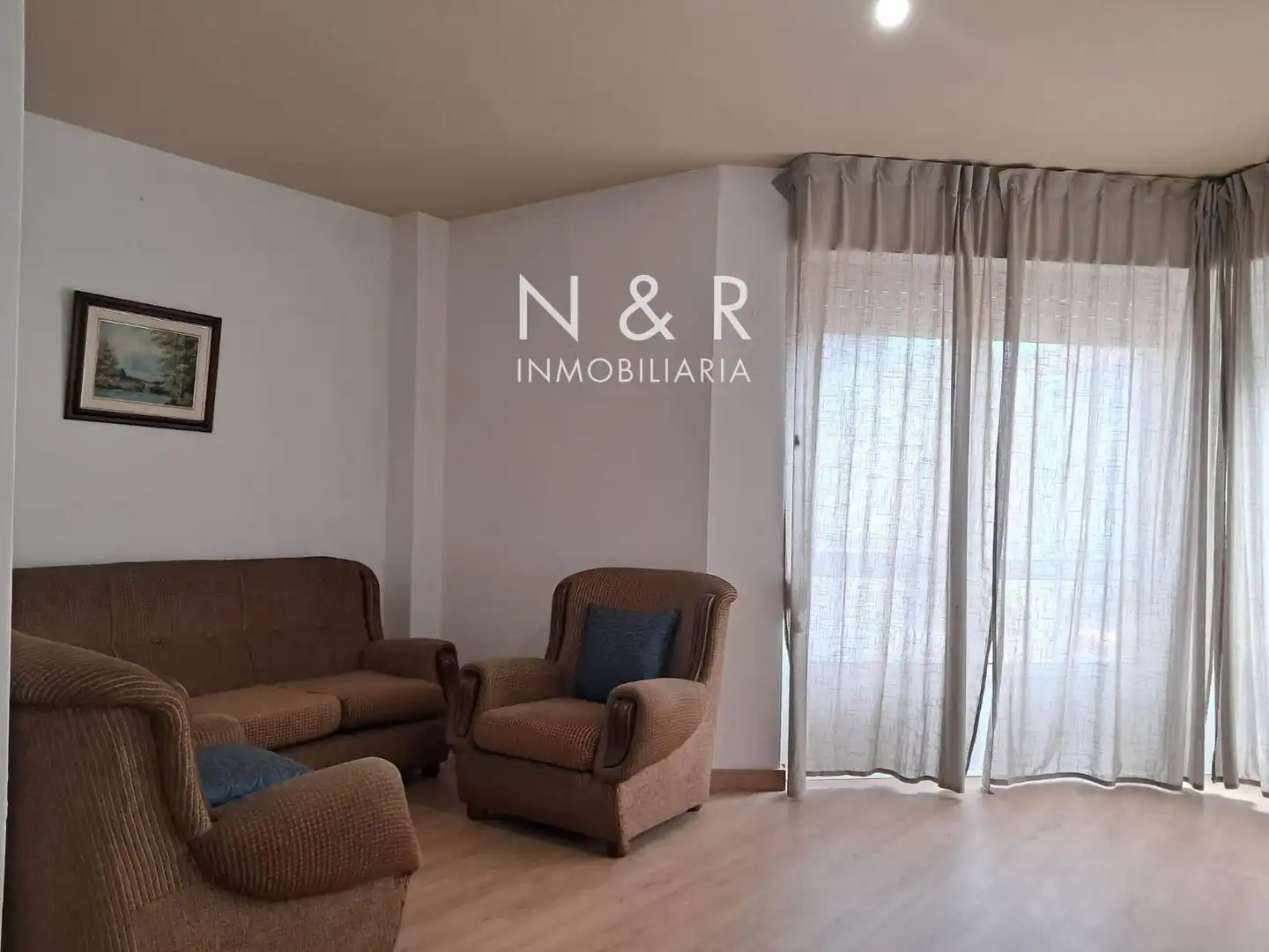 Habitación de Piso de alquiler en Santiago de Compostela  con Calefacción y Amueblado