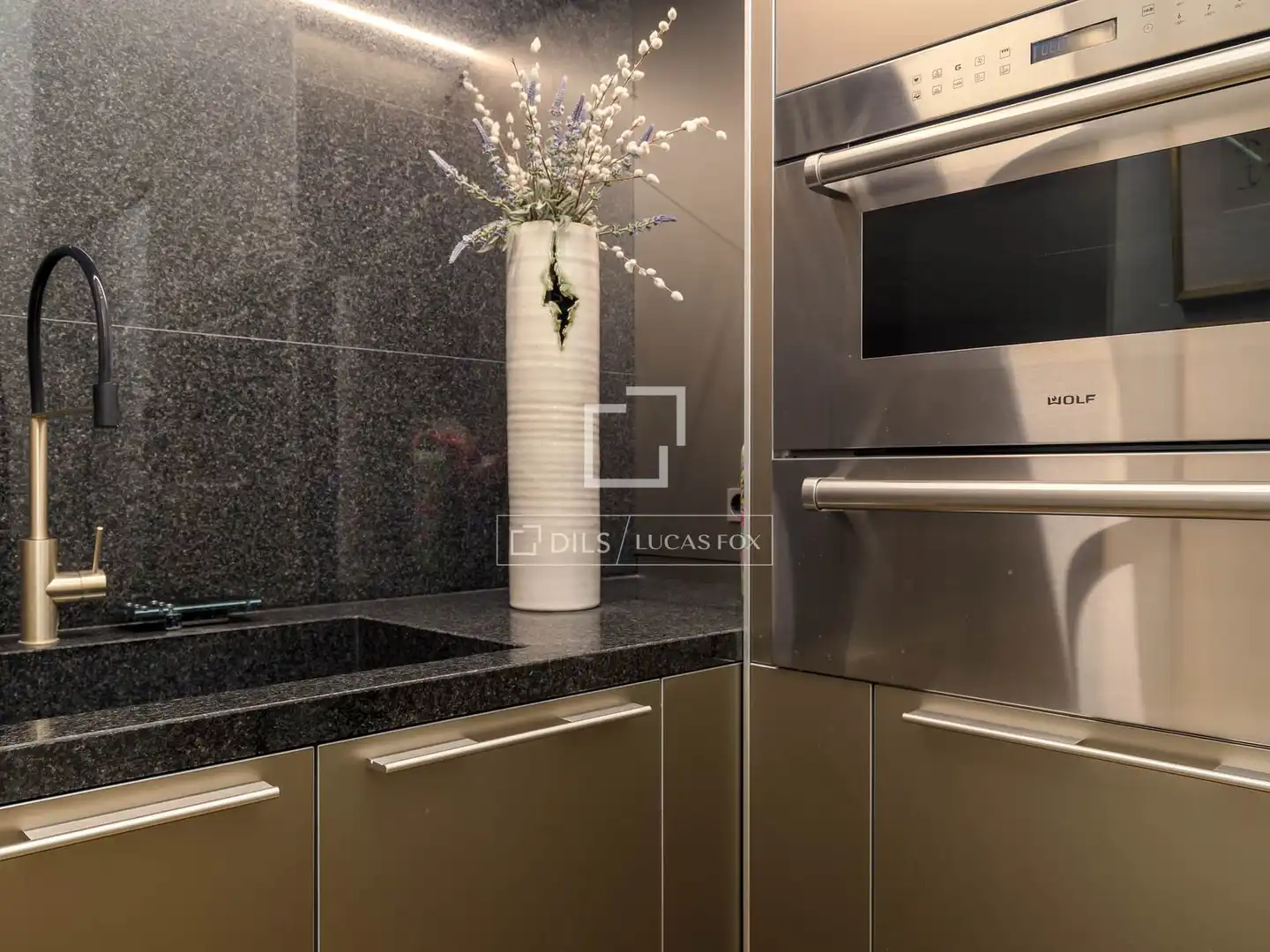 Kitchen of Flat for sale in Barcelona  with Air Conditioner, Heating and Furnished