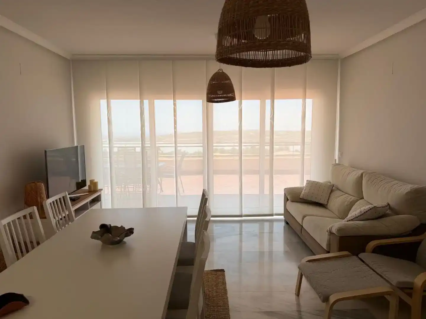 Wohnzimmer von Wohnung zum Verkauf in Mutxamel mit Klimaanlage, Schwimmbad und Balkon