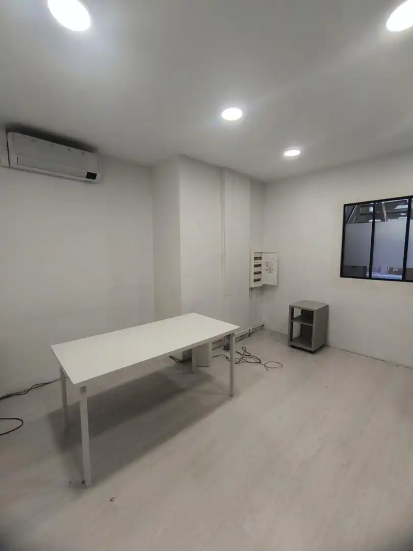 Büro zur Miete in Carrer de la Riera Gasulla, imagen 2