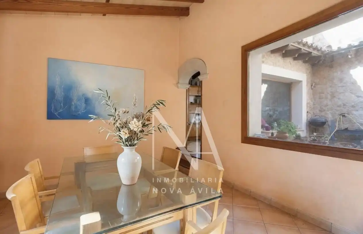 Country house with garden for sale in Llucmajor pueblo, imagen 11