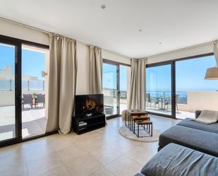 Sala d'estar de Apartament en venda en Marbella amb Terrassa, Traster i Moblat
