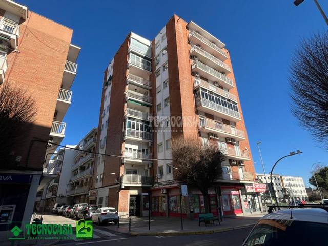 Piso en Venta en C. de Alonso Quijano en El Torreón - Los Ángeles - El Pilar