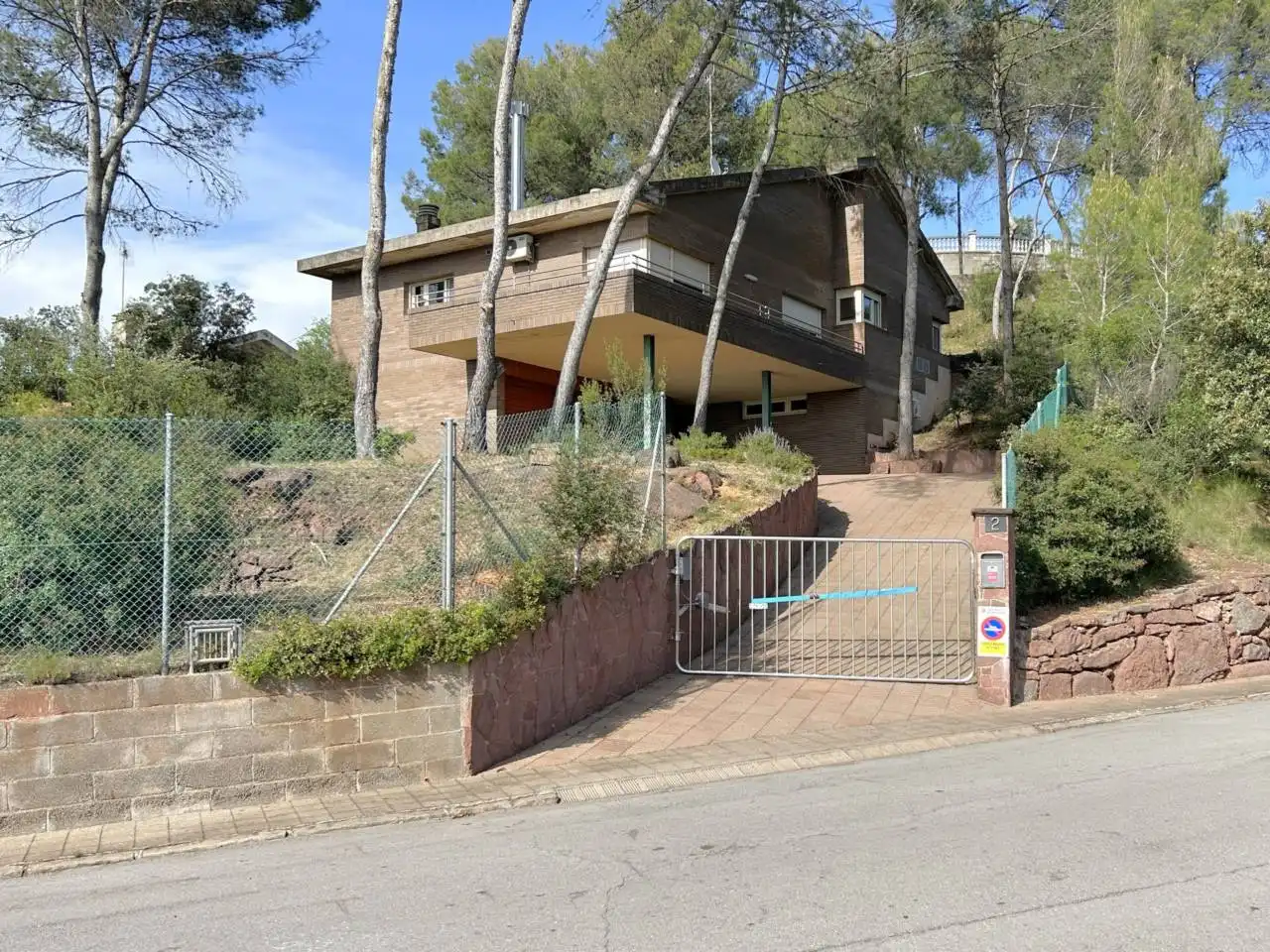 Exterior view of Houses for sale in Sant Fruitós de Bages  with Air Conditioner, Private garden and Terrace