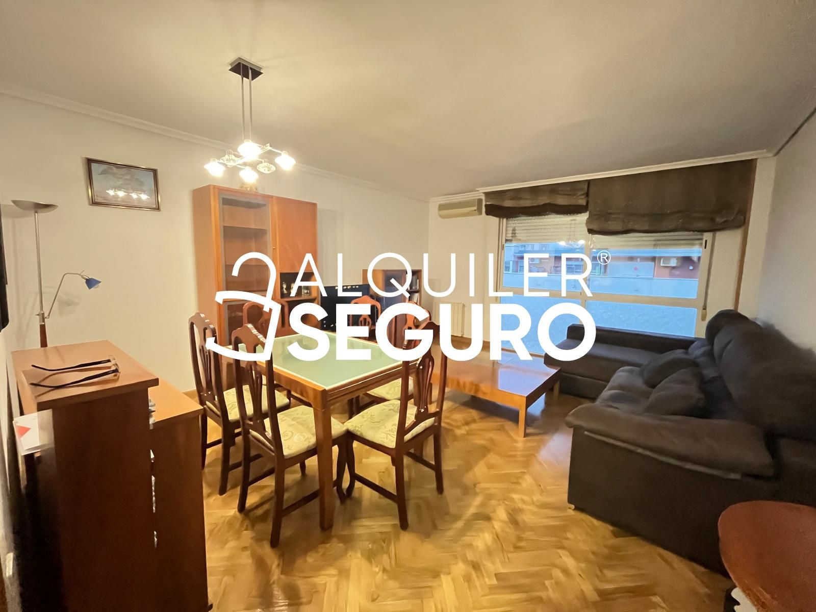 Living room of Flat to rent in Parla  with Air Conditioner, Heating and Furnished