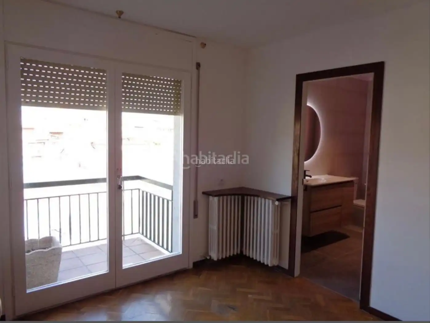 Flat with lift for sale in Carrer del Bisbe Morgades 43