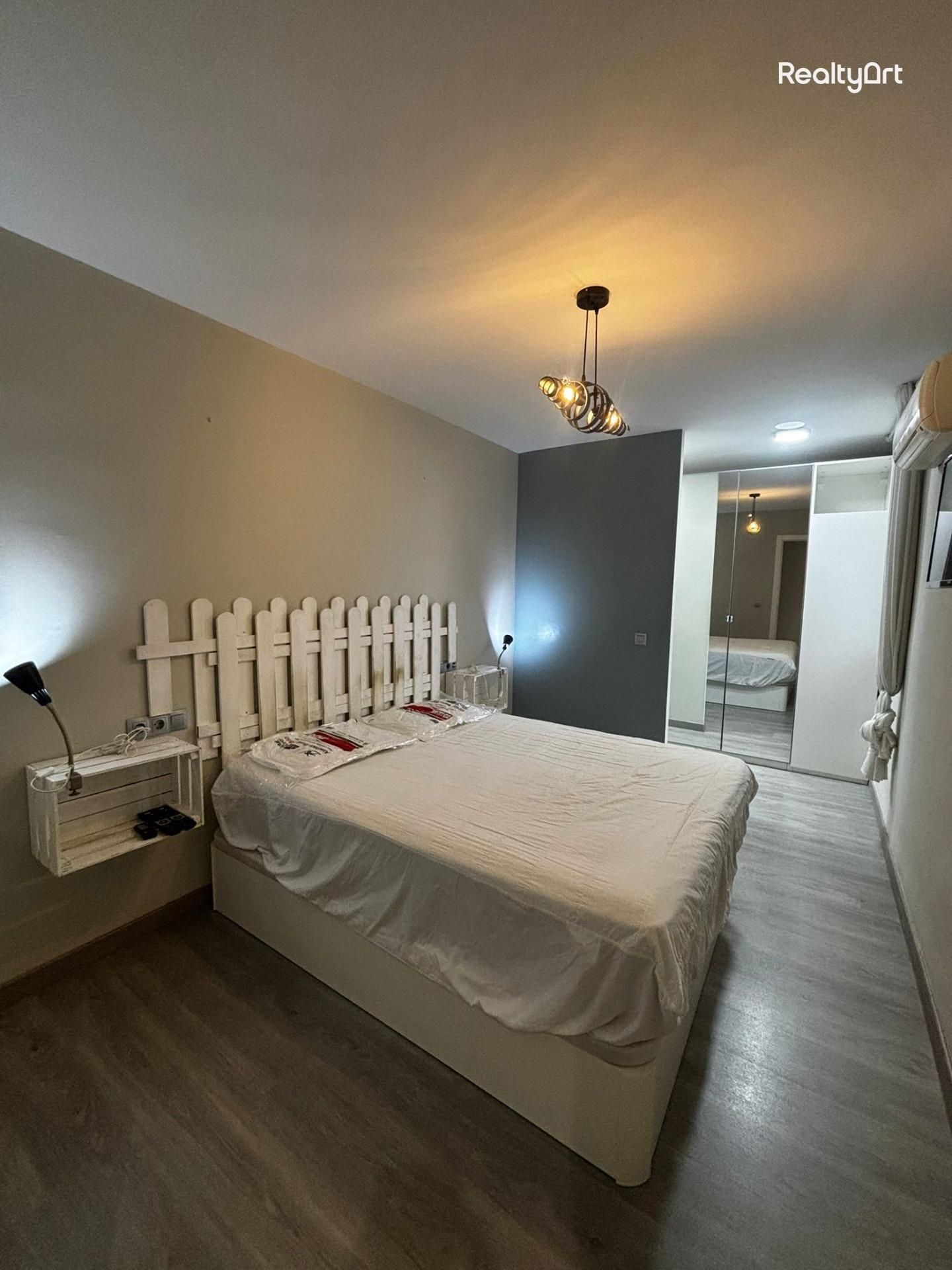 Bedroom of Flat for sale in  Sevilla Capital  with Air Conditioner and Terrace