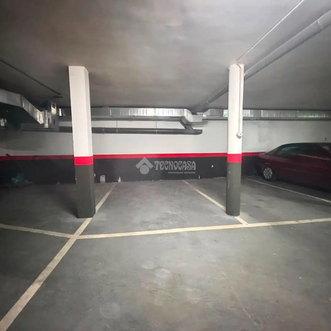 Einzelparkplatz zum Verkauf in Casco Antiguo Sur