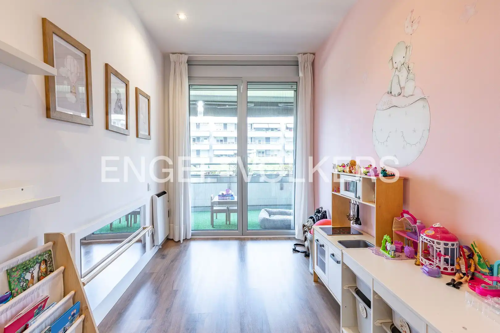 Balcony of Flat for sale in Sant Adrià de Besòs  with Air Conditioner, Heating and Parquet flooring