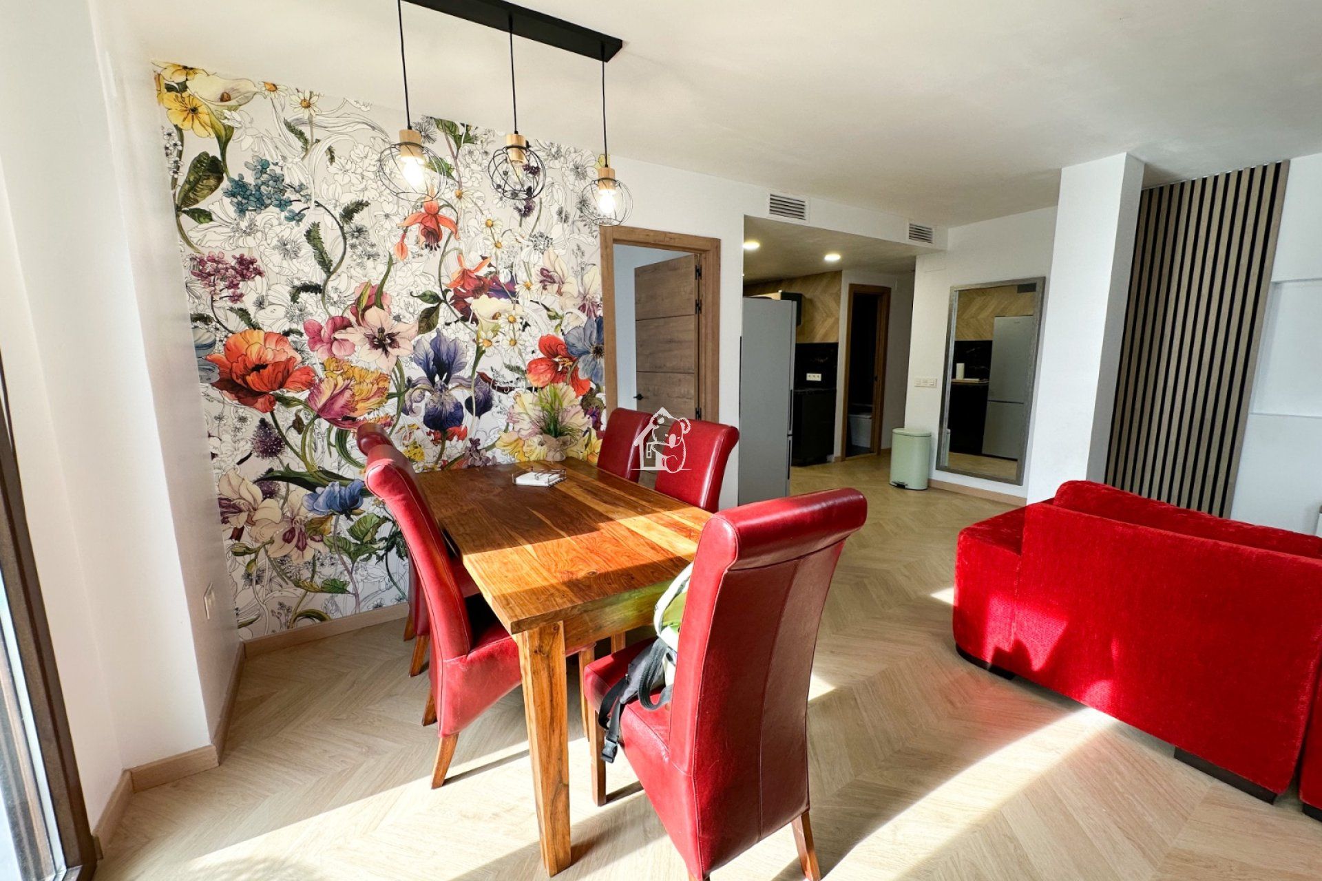 Menjador de Apartament de lloguer en Torrevieja amb Aire condicionat, Moblat i Forn