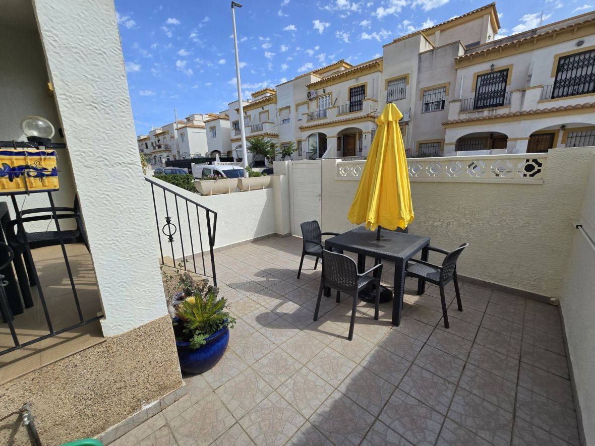 House or chalet for sale in AVENIDA ESCANDINAVIA N23, Gran Vista - Olivo de Oro