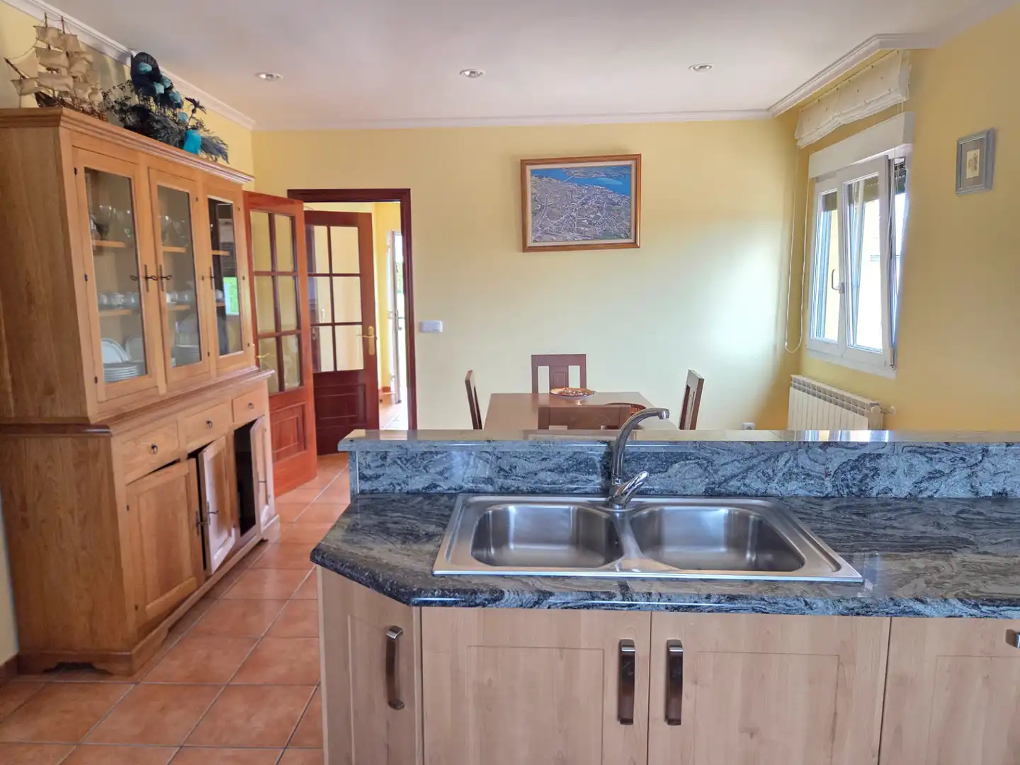Cocina de Casa o chalet en venta en Ribeira con Trastero y Amueblado