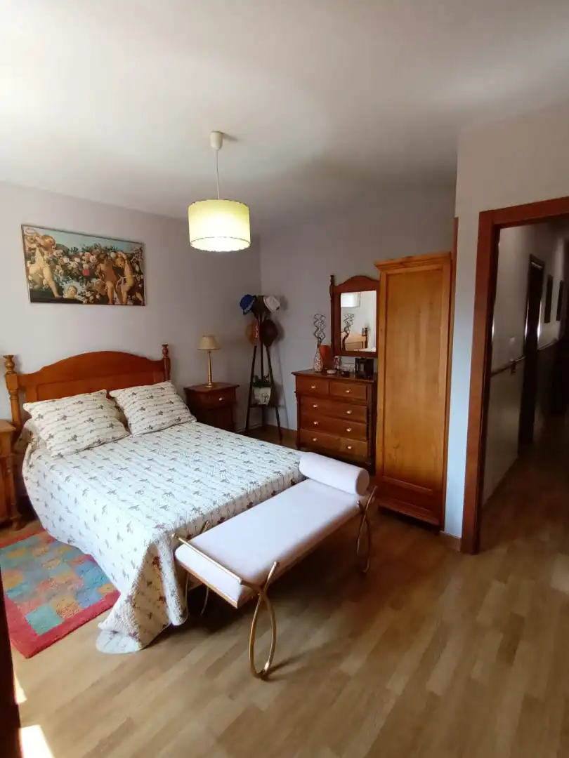 Habitación de Casa adosada en venta en Mérida con Aire acondicionado, Calefacción y Parquet