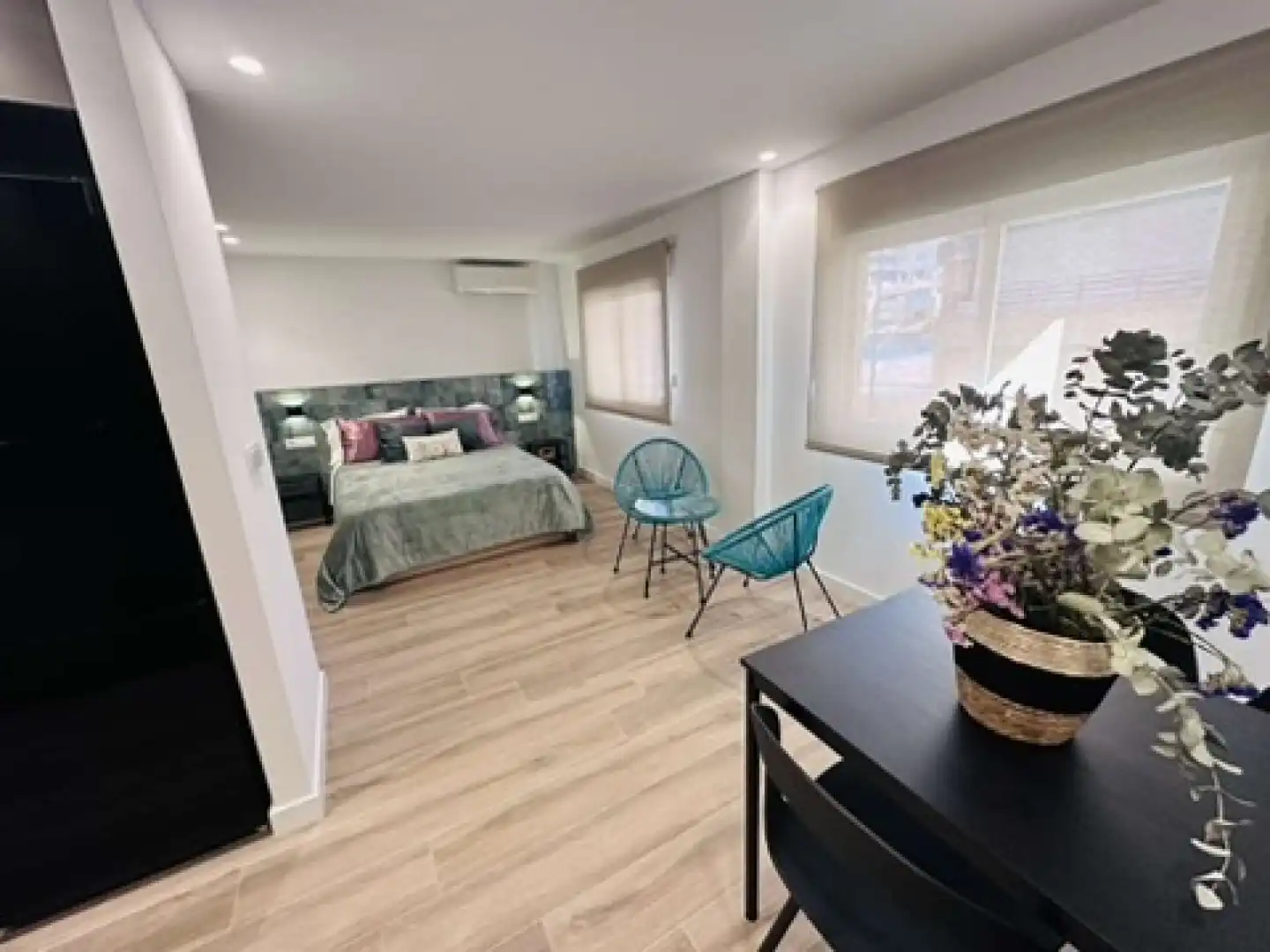 Bedroom of Study for share in El Campello  with Air Conditioner, Terrace and Furnished
