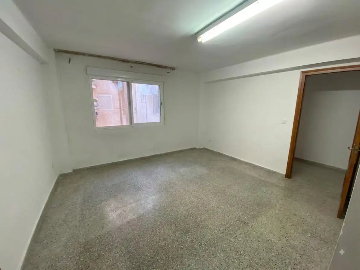 Flat for sale in Mislata  with Air Conditioner and Balcony