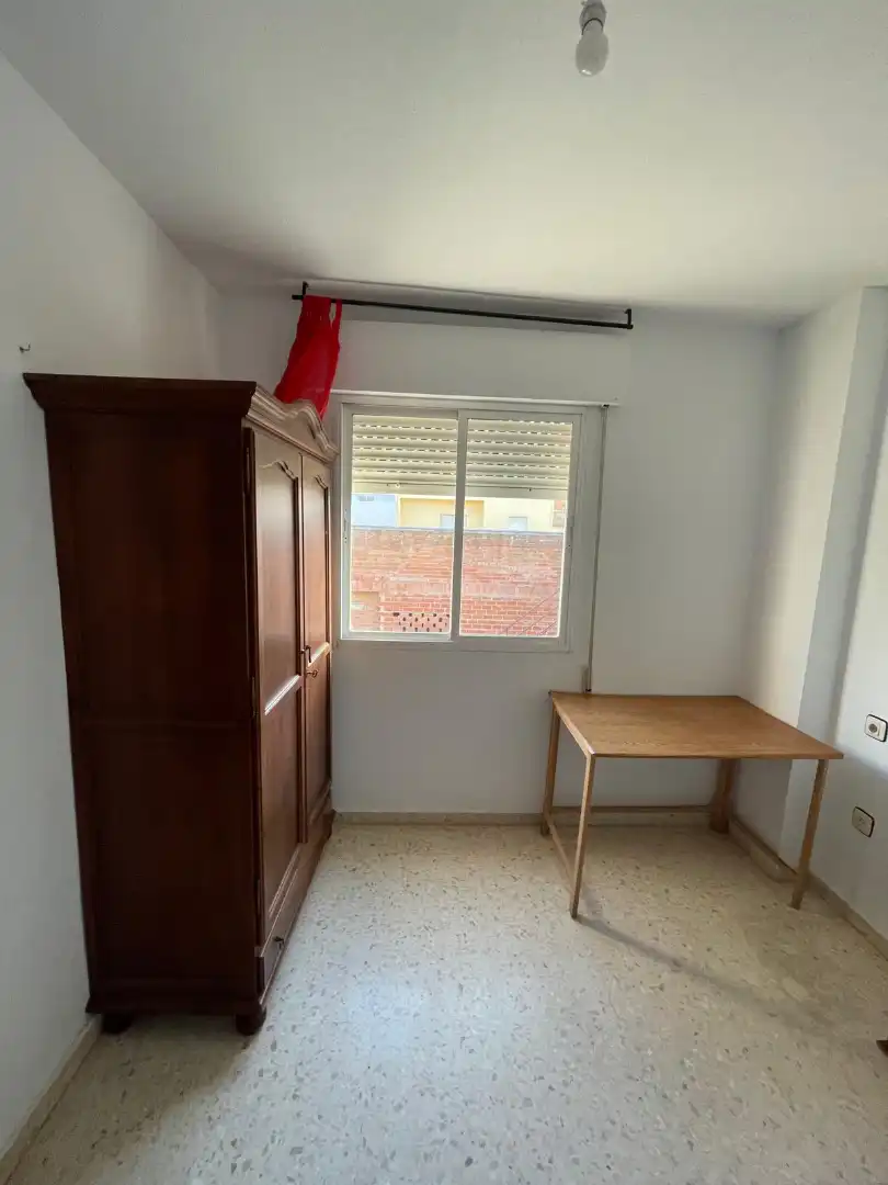 Bedroom of Flat for rent in Badajoz  with Air Conditioner, Heating and Terrace