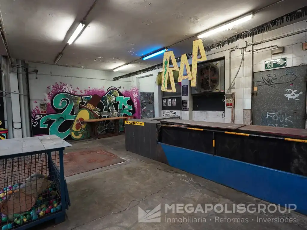 Nave industrial in vendita a Calle Josep Finestres, imagen 33