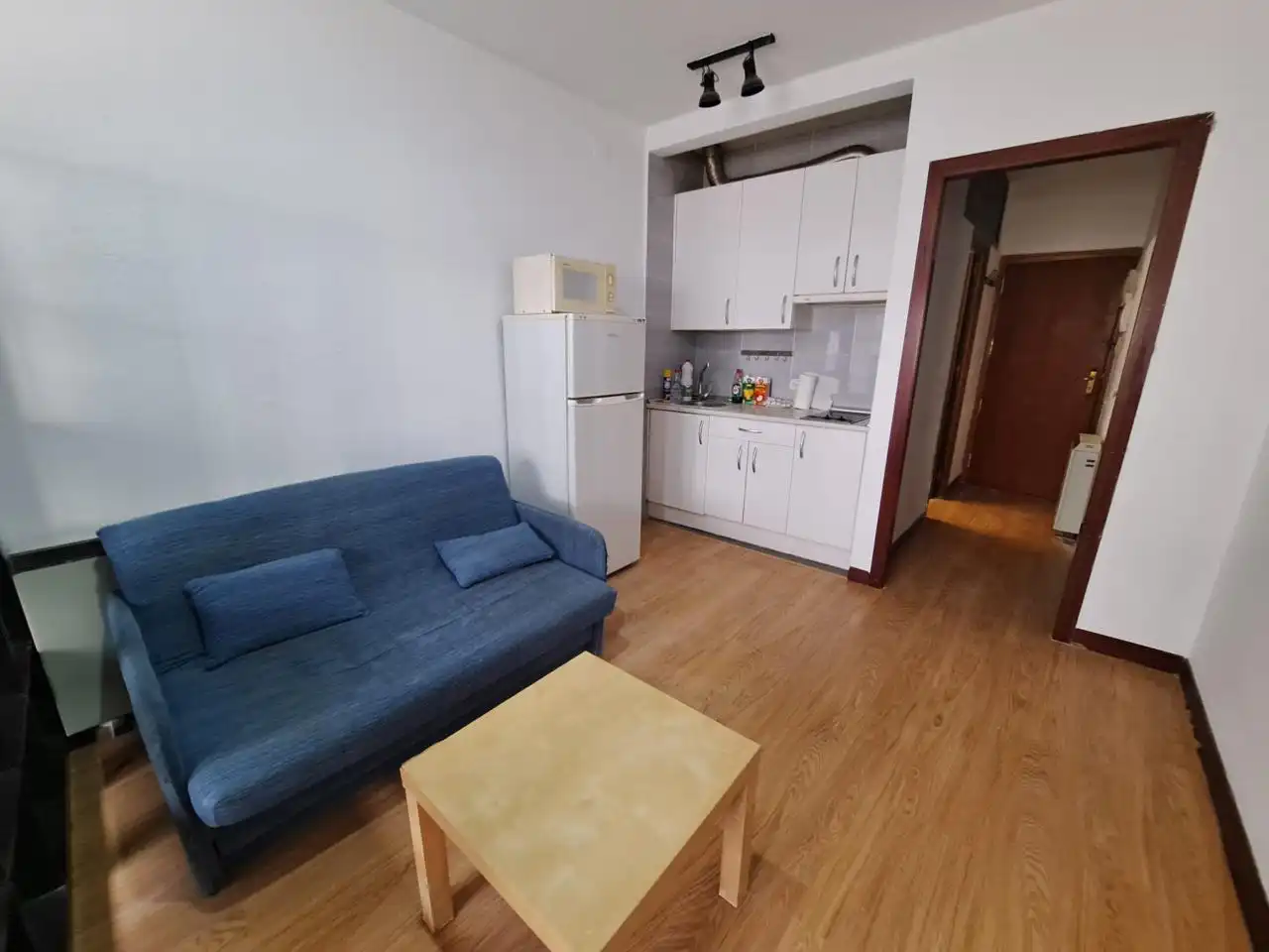 Estudio de alquiler en Calle del Mesón de Paredes, Embajadores - Lavapiés