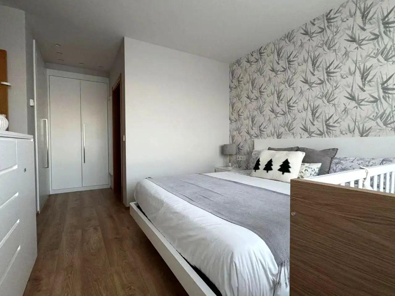 Habitación de Piso en venta en Vitoria - Gasteiz con Calefacción, Terraza y Trastero