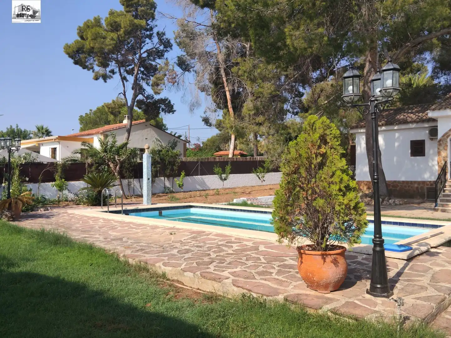 Piscina de Casa o chalet de alquiler en L'Eliana con Aire acondicionado, Calefacción y Jardín privado
