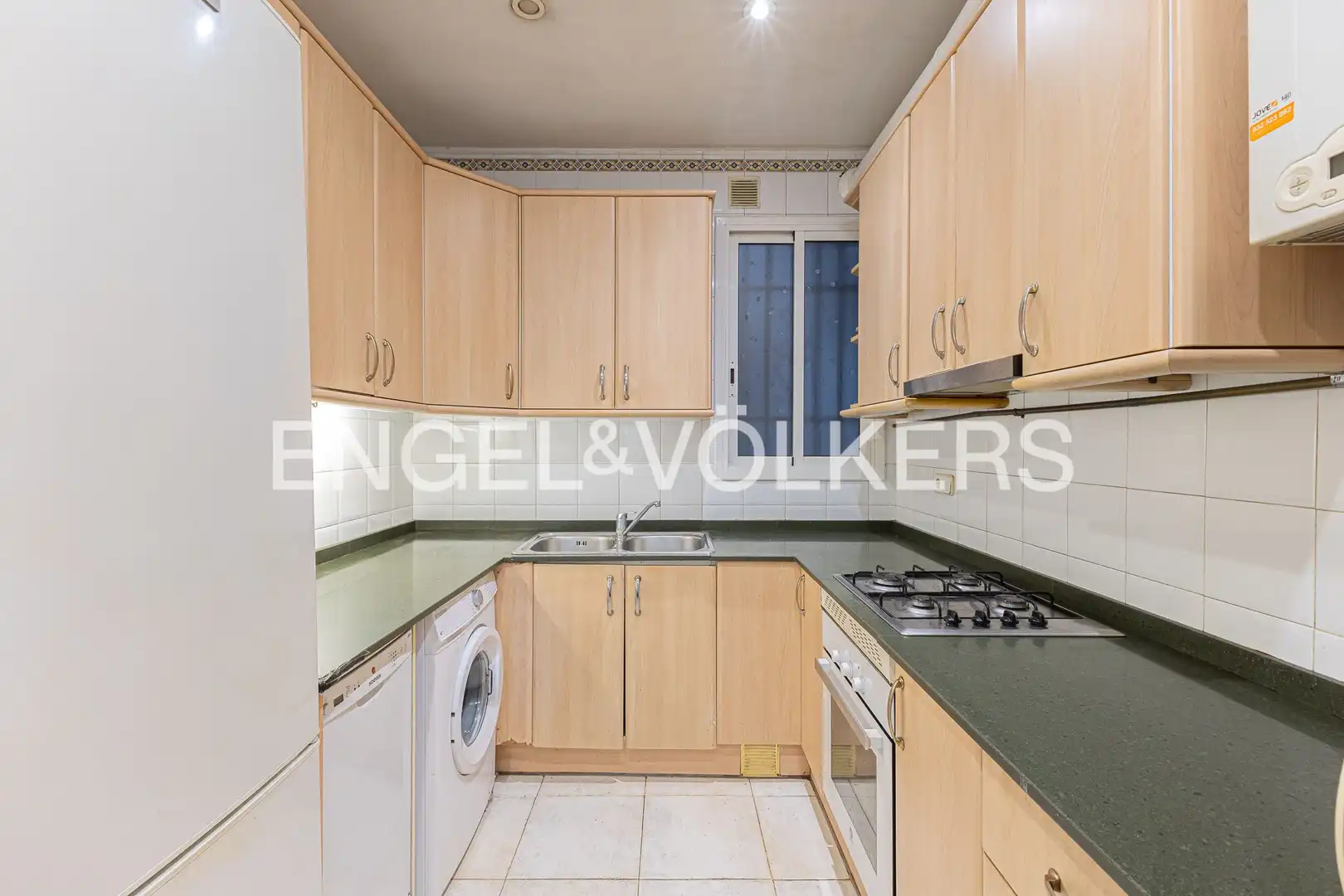 Cocina de Piso en venta en Barcelona con Aire acondicionado, Calefacción y Parquet