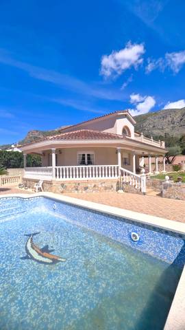 Casa-chalet en Venta en Barx