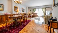 Living room of Flat for sale in  Madrid Capital