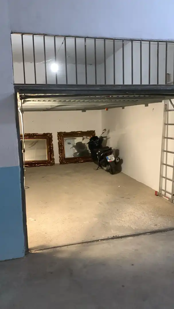 Aparcament amb ascensor en venda a Centro, imagen 3