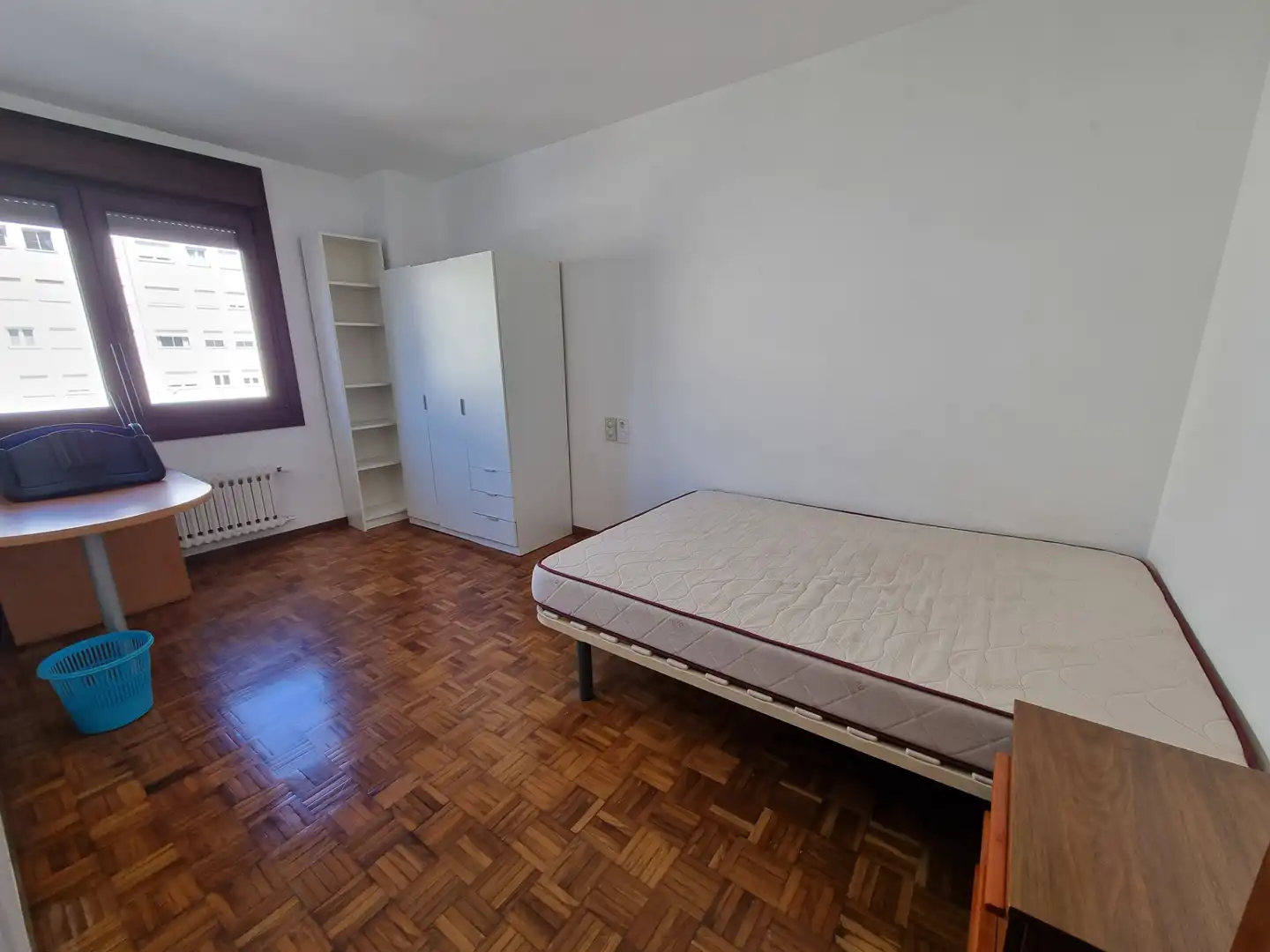 Pis amb ascensor de lloguer a Rúa de Frei Rosendo Salvado 13, imagen 4