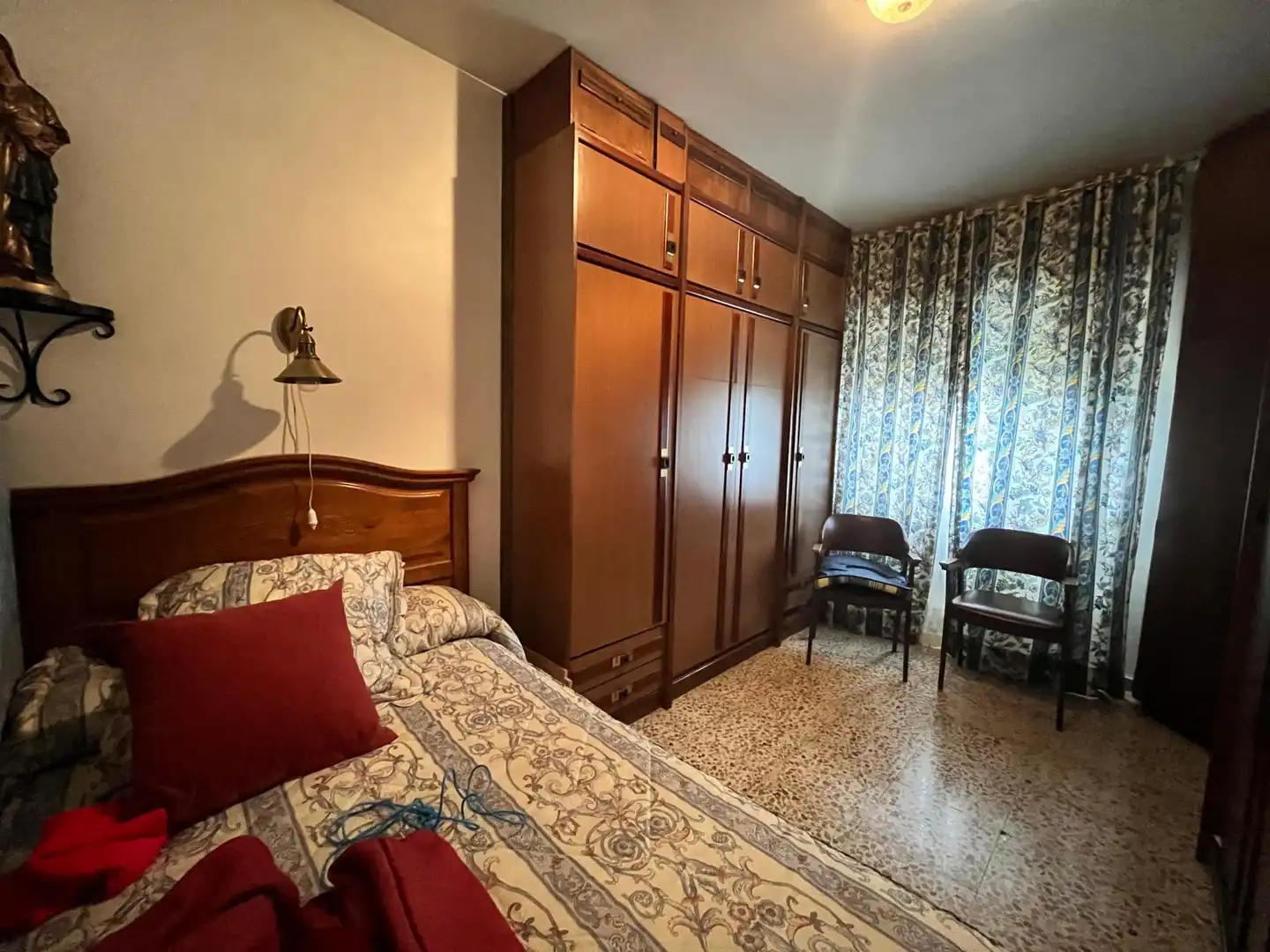 Habitación de Piso en venta en Trujillo con Calefacción, Terraza y Horno