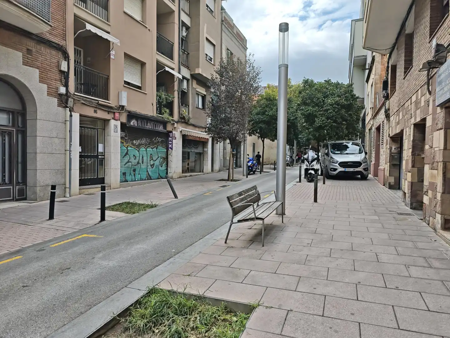 Vista exterior de Local de alquiler en Nou Barris