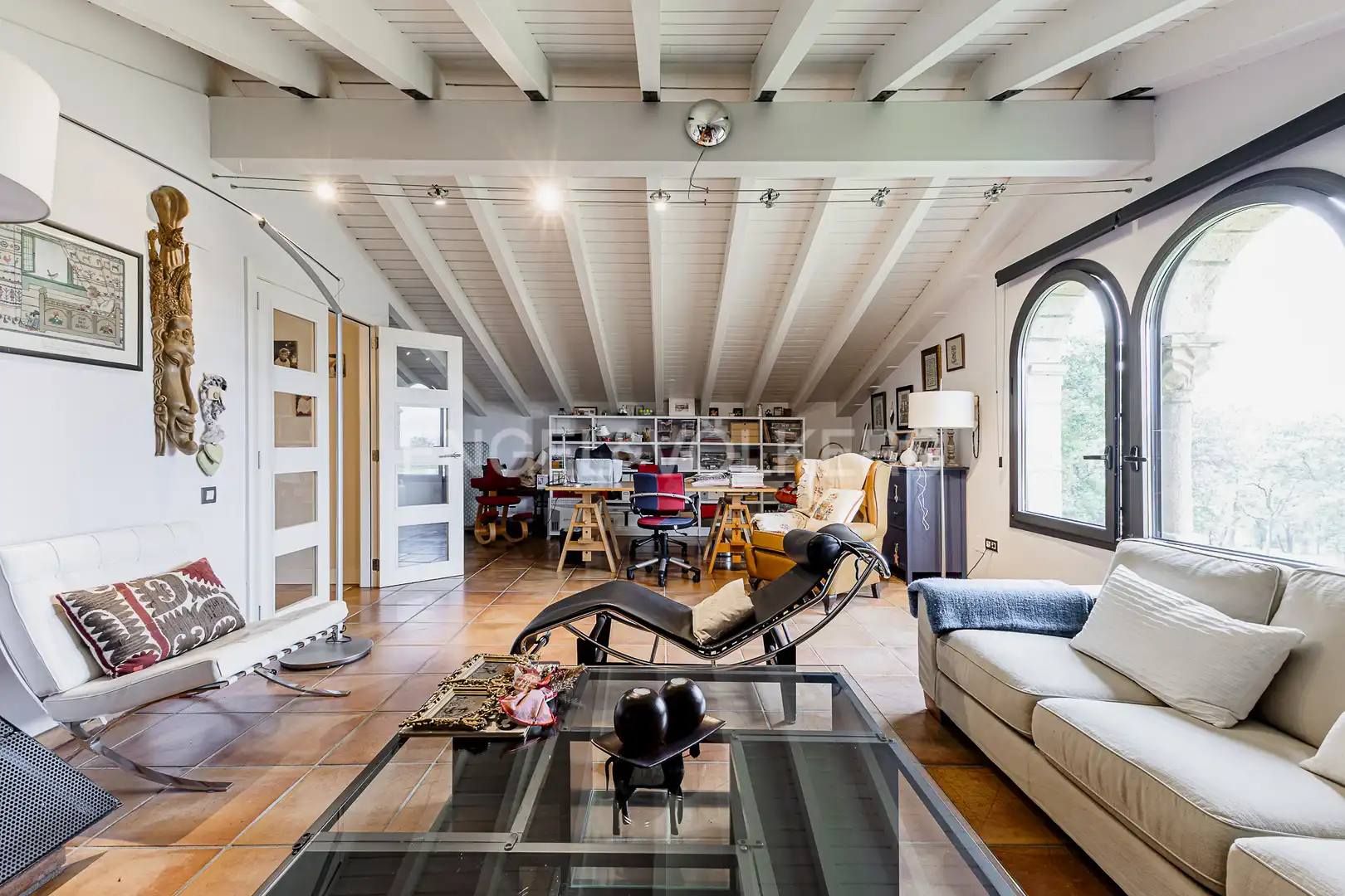 Wohnzimmer von Country house zum Verkauf in Torelló mit Klimaanlage, Heizung und Privatgarten