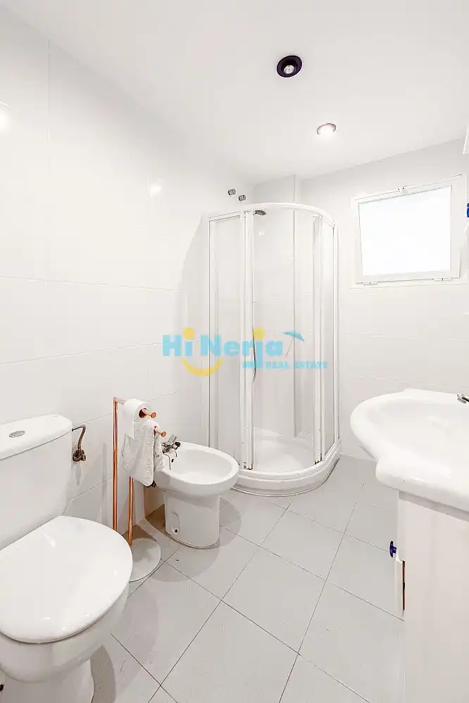Apartamento con piscina en venta en Torre del Mar, imagen 13