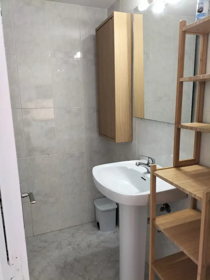 Bathroom of Apartments for rent in Castelldefels  with Air Conditioner, Terrace and Furnished