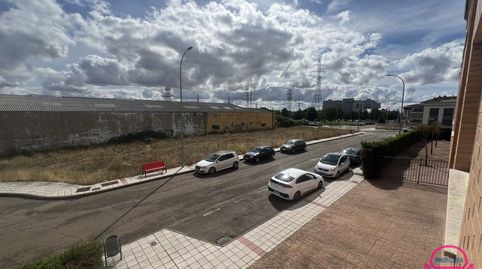 Foto 5 de Apartament en venda a Villaquilambre, León