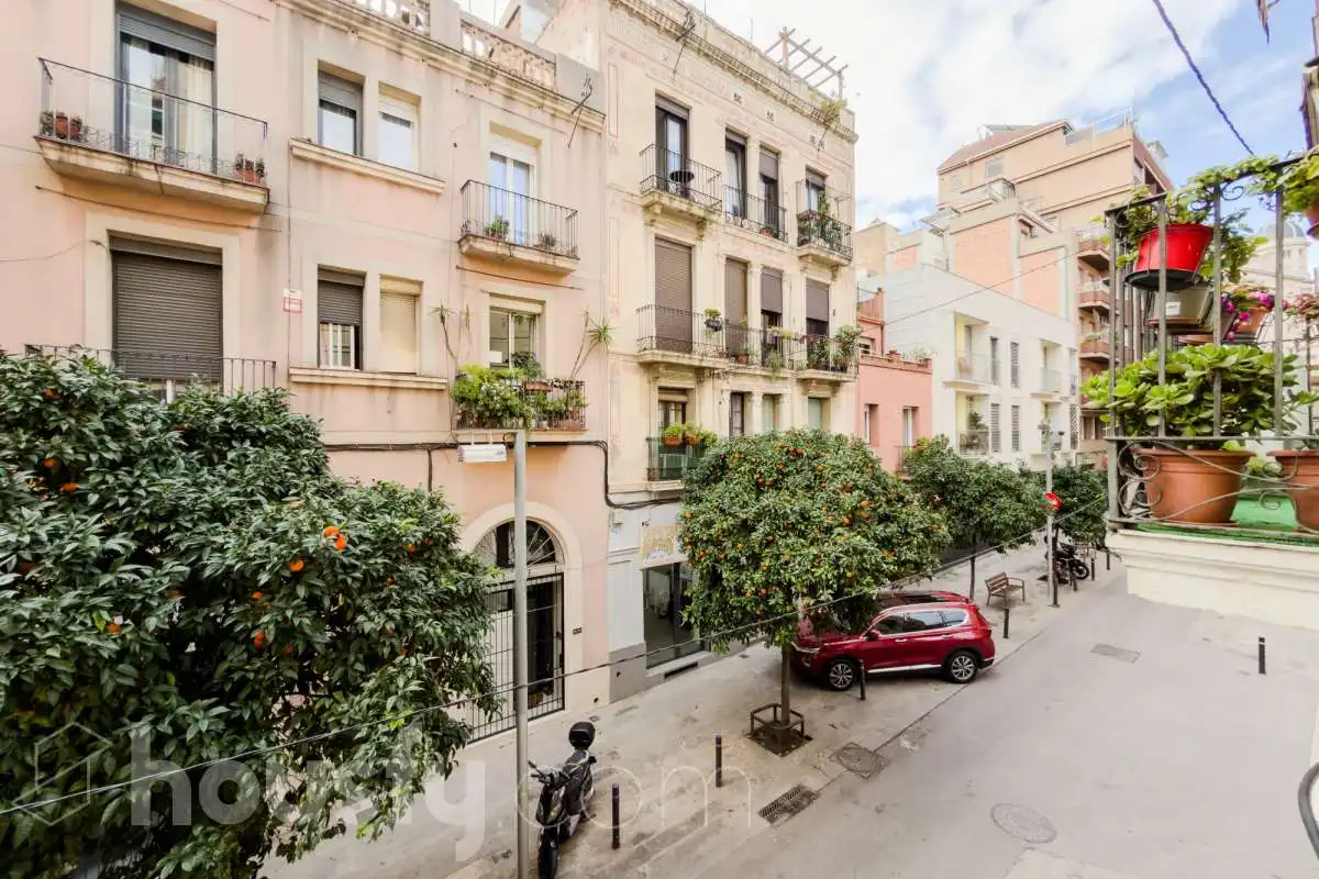 Piso en venta en CL CORONEL SANFELIU, El Clot