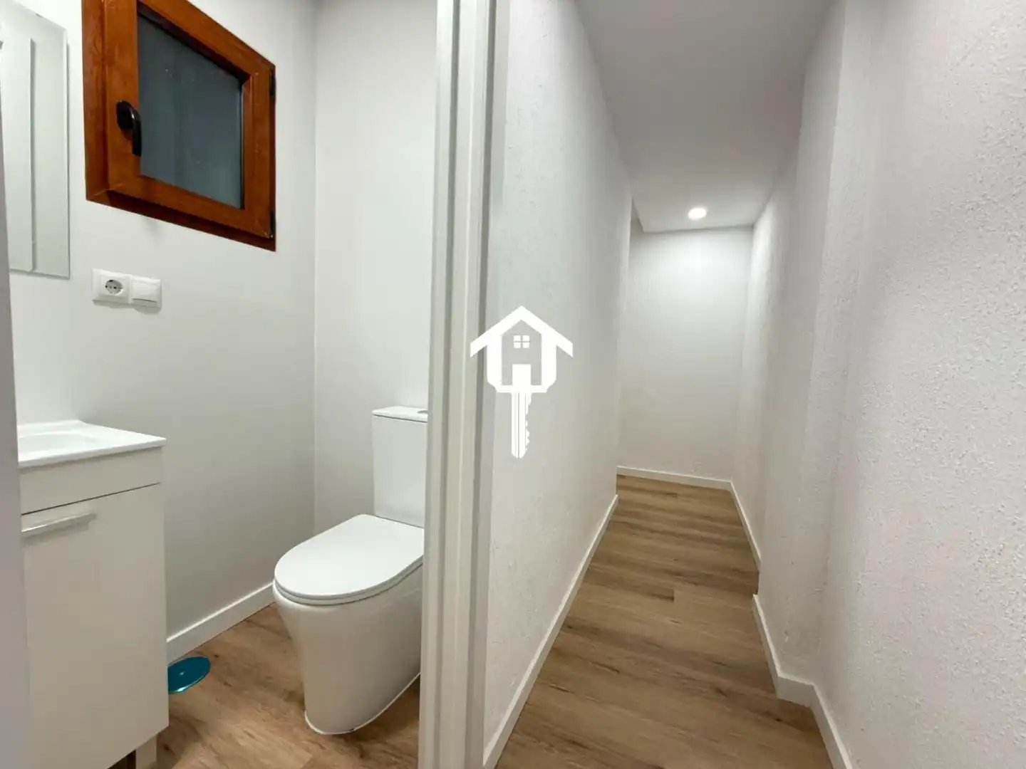Flat with terrace for sale in Calle TAQUIGRAFO MARTI, imagen 27