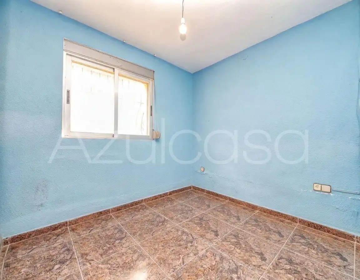 Dormitori de Casa o xalet en venda en Alicante / Alacant amb Aire condicionat, Terrassa i Traster