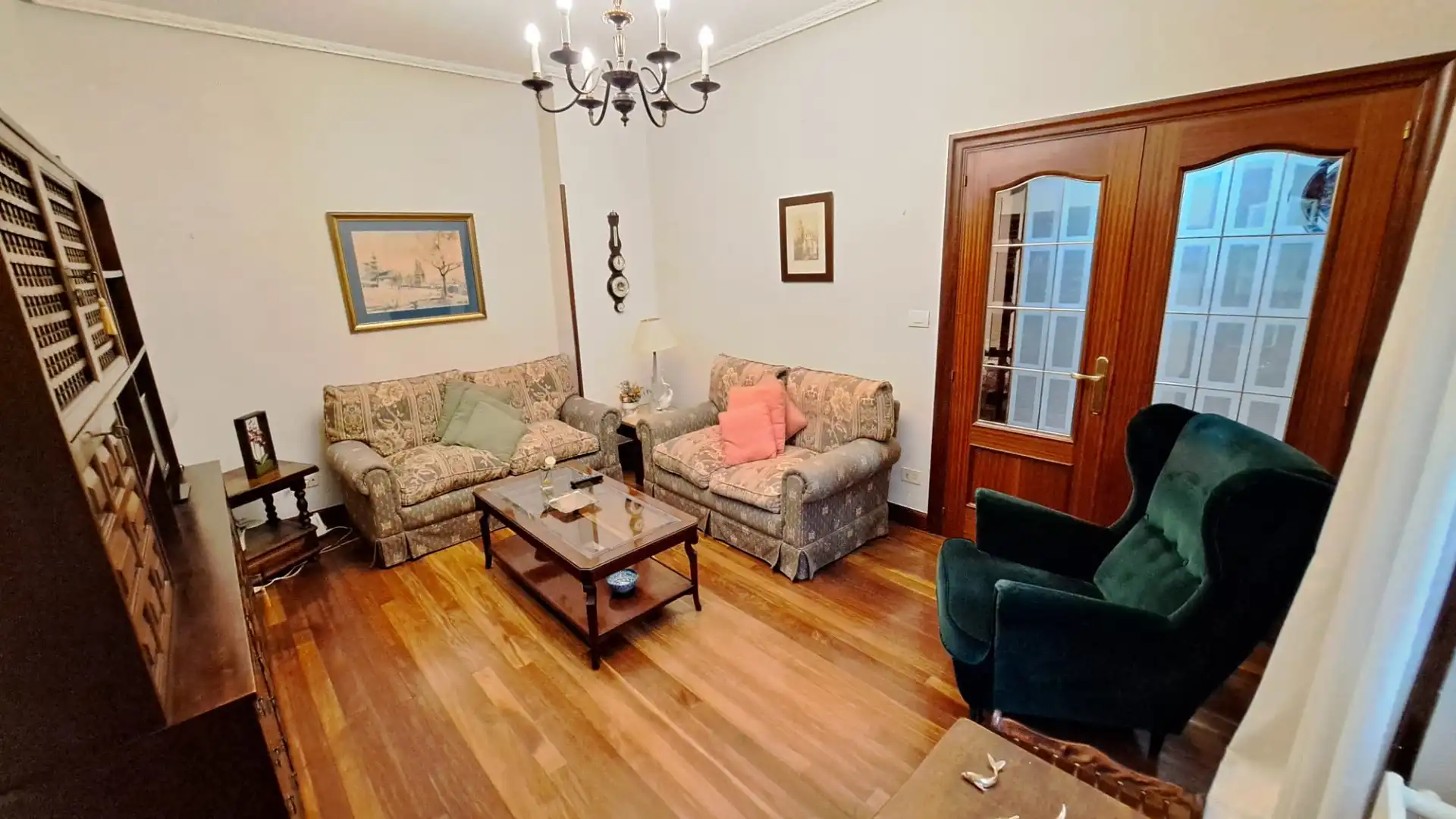 Wohnzimmer von Wohnung zum Verkauf in Bilbao  mit Heizung