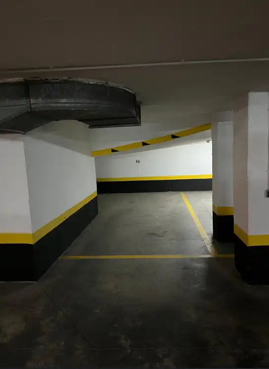 Parking of Garage for rent in Madrid