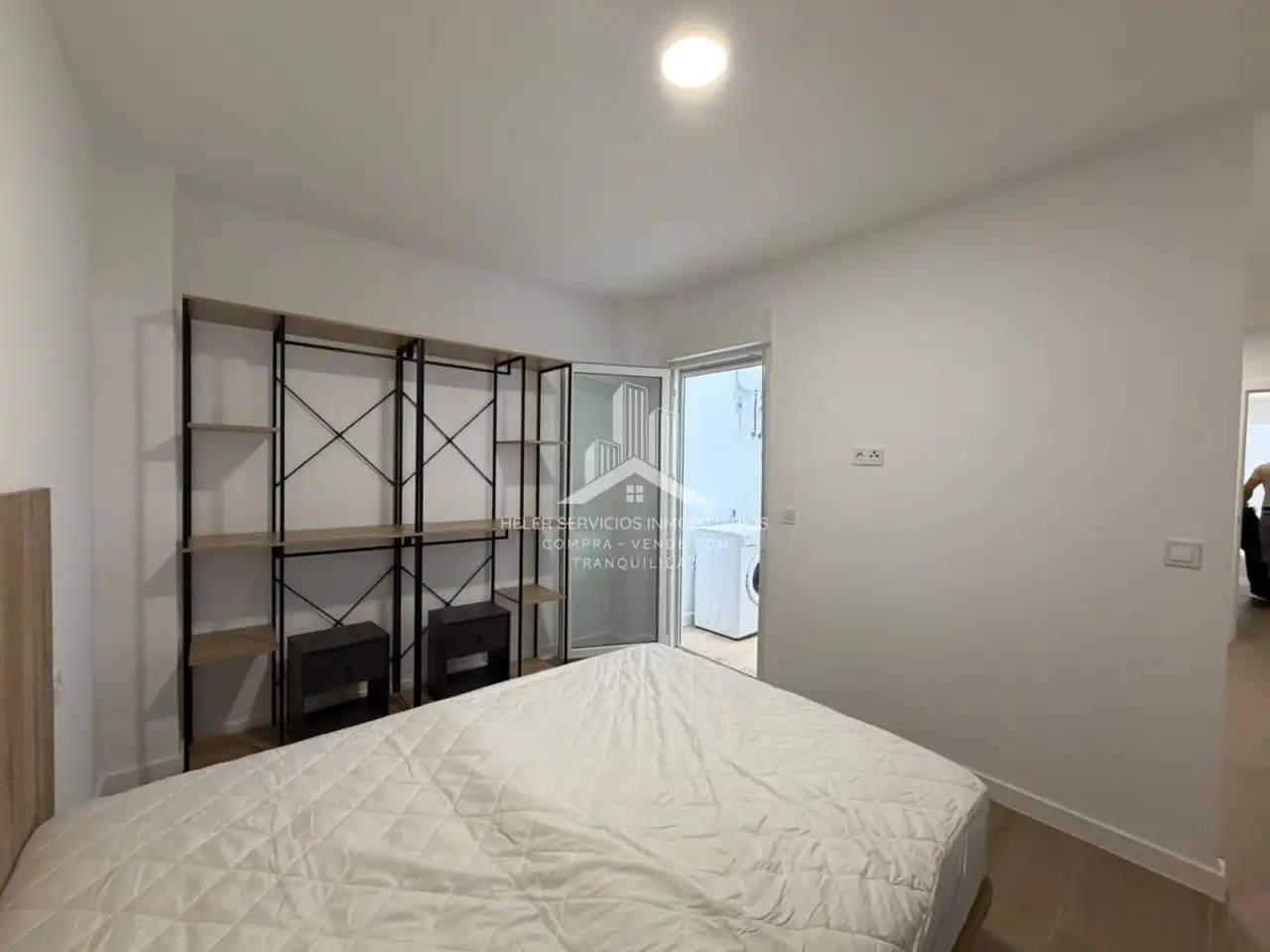 Study for rent in Calle Mare de Déu del Roser, Avenida Alemania-Italia