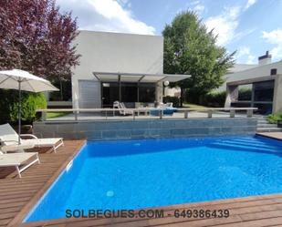 Piscina de Casa o xalet en venda en Begues amb Aire condicionat, Calefacció i Jardí privat