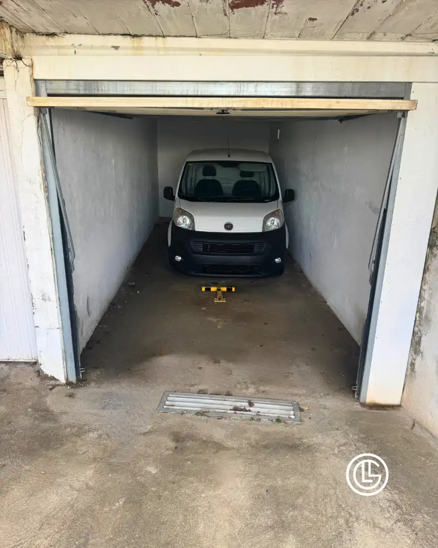 Parking of Flat for sale in Roses  with Air Conditioner, Heating and Furnished